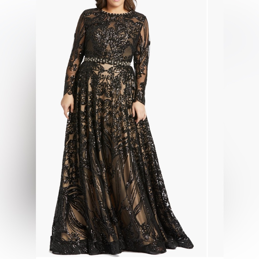 Mac Duggal Sequin Black and Gold Lace Prom Dress 18W